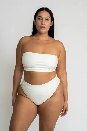 Claire Bandeau / Ivory