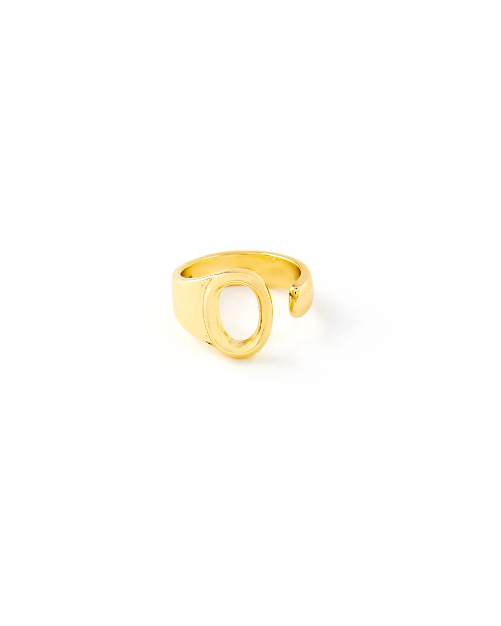 CLASSIC GOLD ALPHABET RING 2456 - قلادة