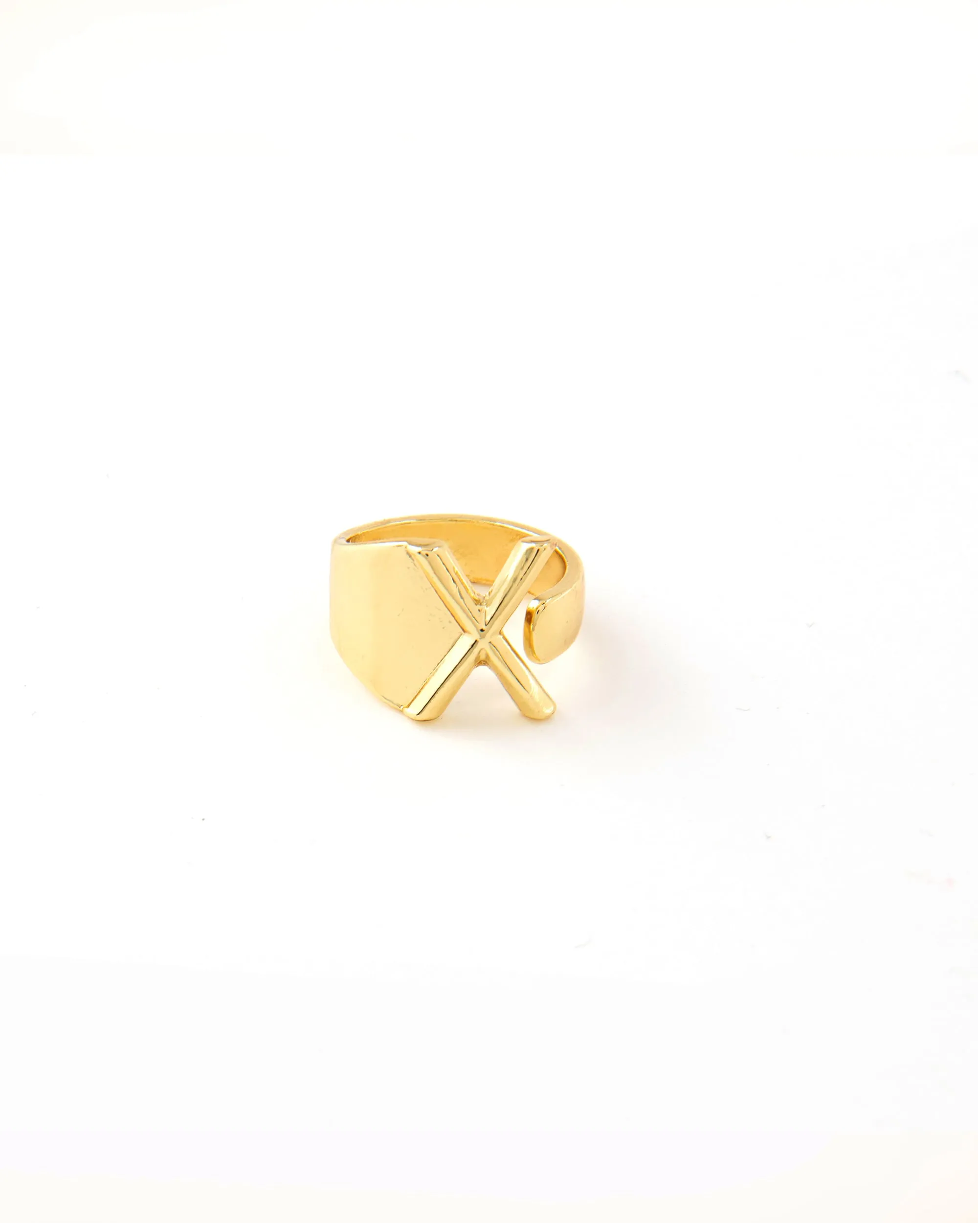 CLASSIC GOLD ALPHABET RING 2456 - قلادة