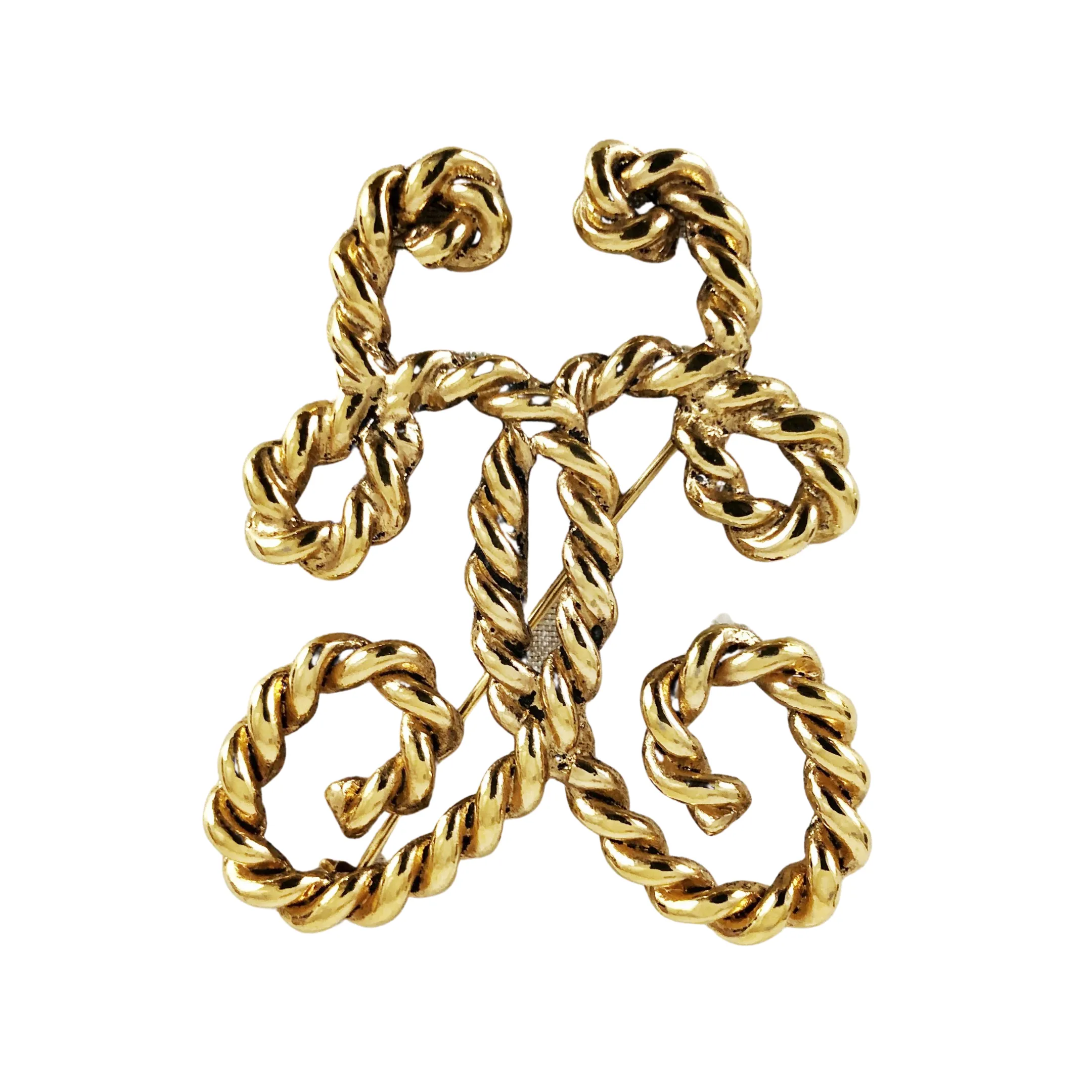 Guerlain Brooch [4.9]