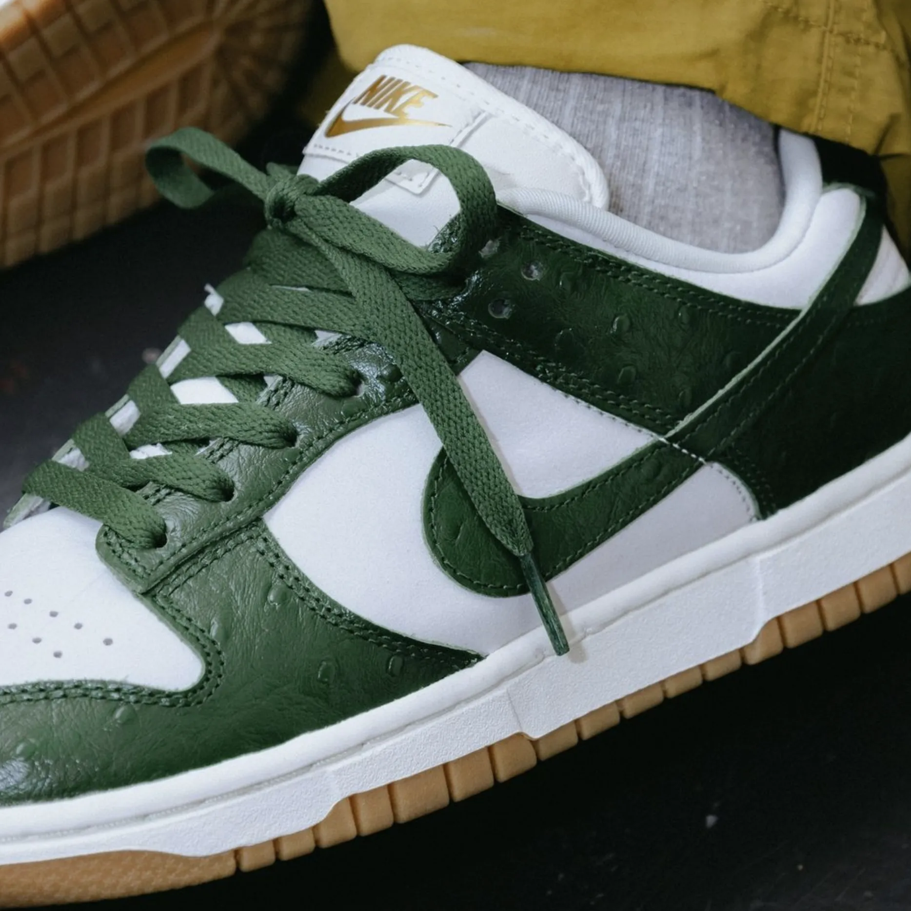 Nike Women's Dunk Low LX "Green Ostrich" FJ2260-002