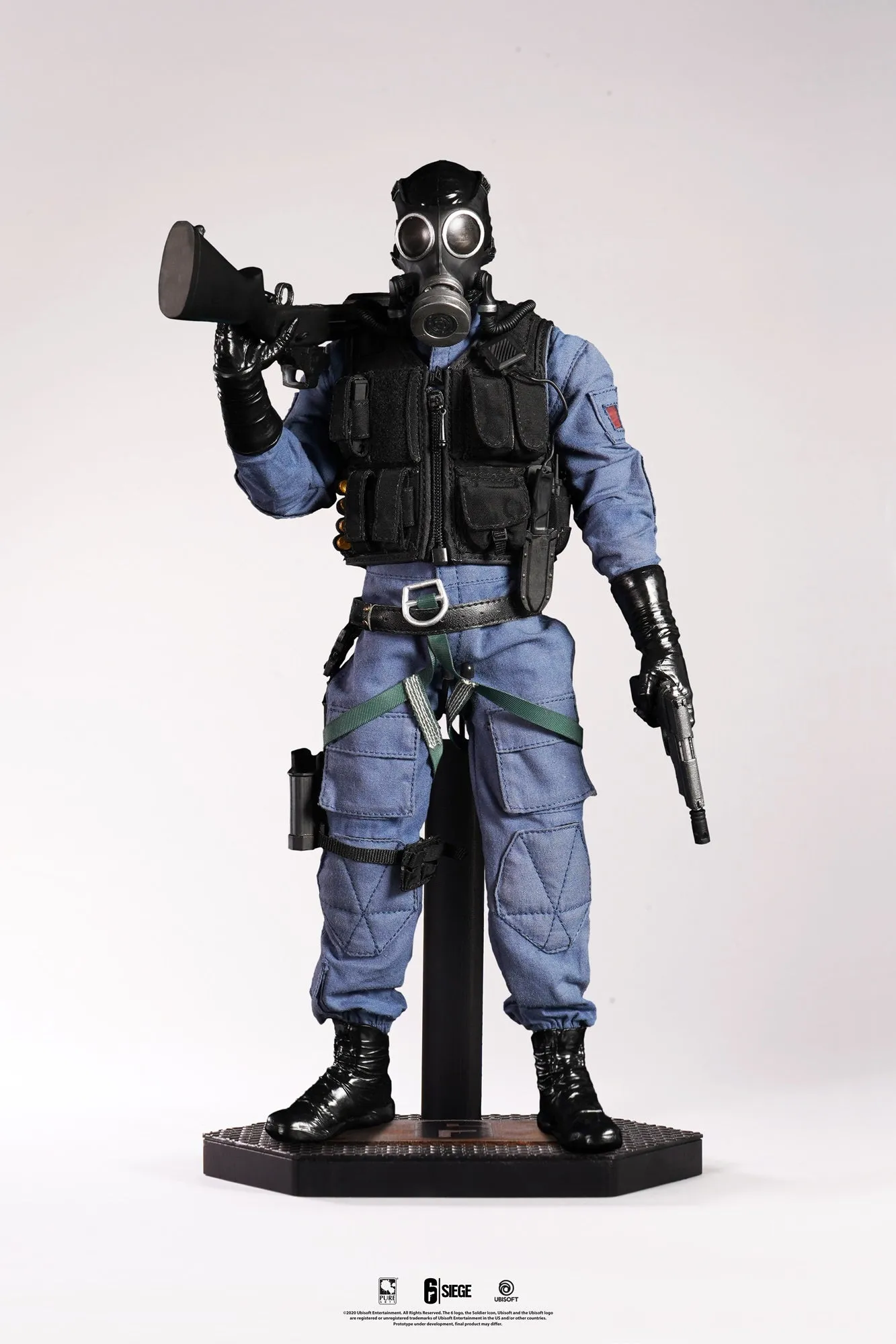 Six Siege: Smoke 1/6 Articulated Figure